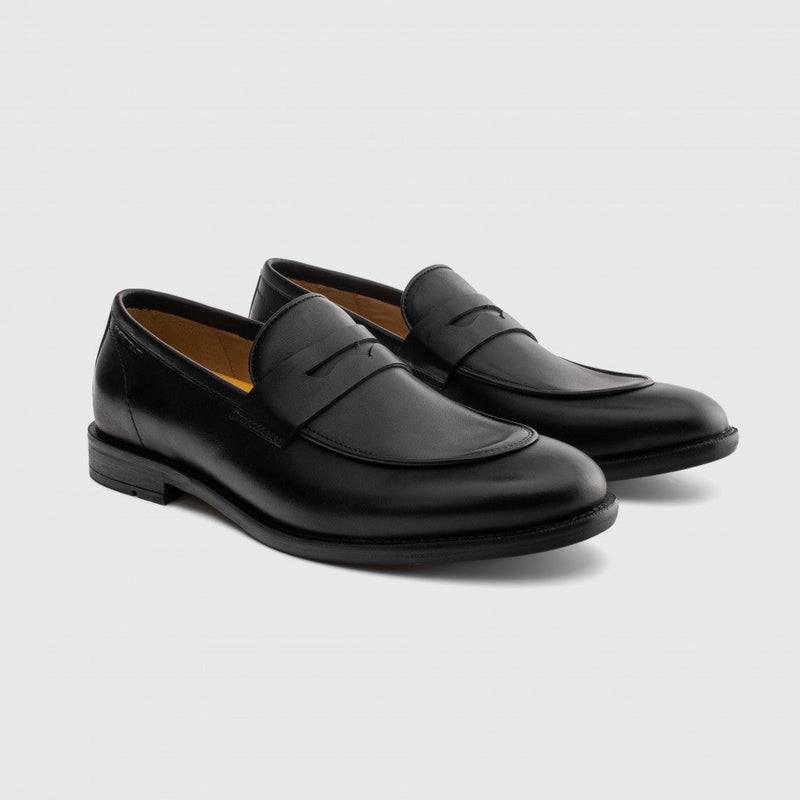 Ambitious Black Devon Loafer