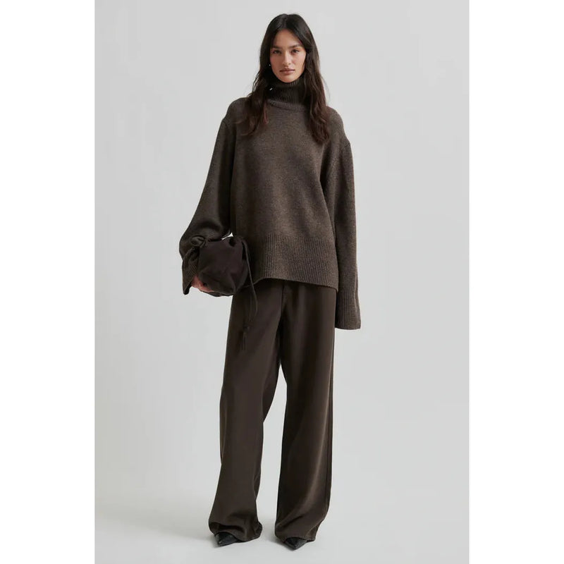 Alpha Knit T-Neck Brown