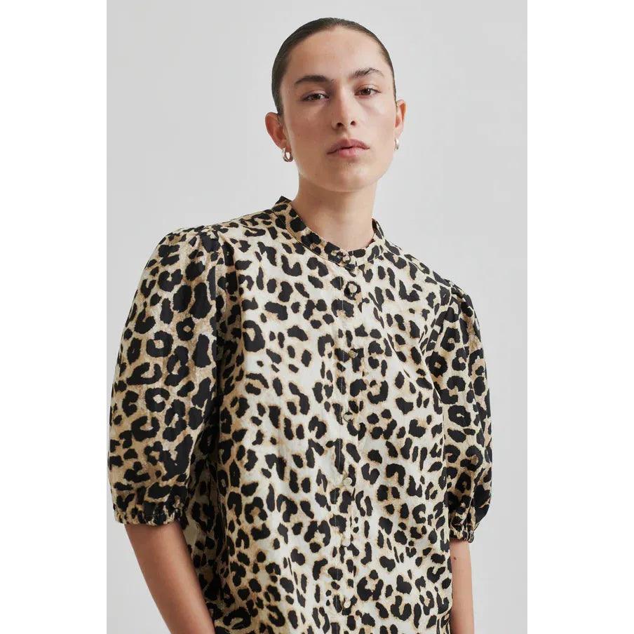 Leoa Shirt Leopard Black - AgathaBoutiqueLtd