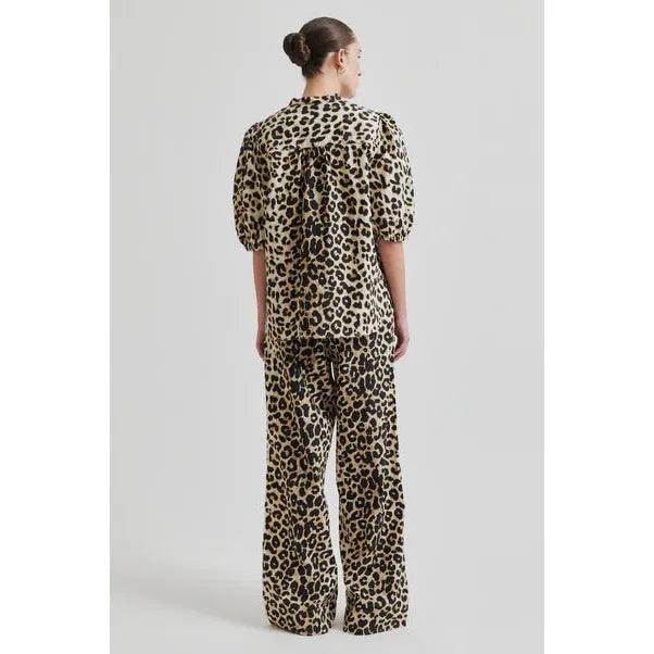 Leoa Shirt Leopard Black - AgathaBoutiqueLtd