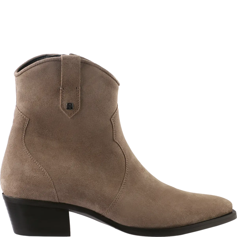 Tate Cowboy Style Boots Taupe