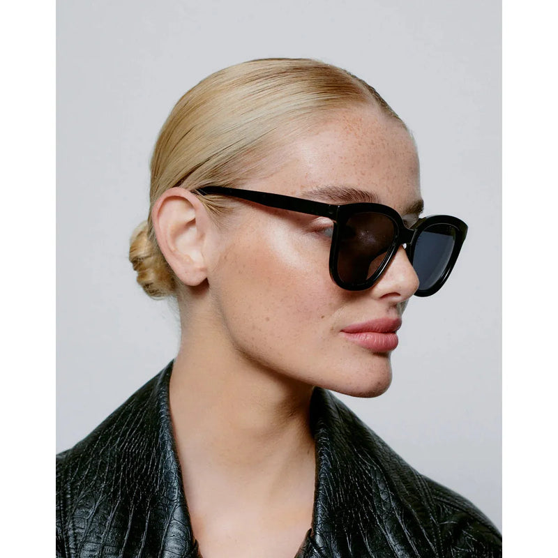 BILLY Large Round Frame Sunglasses Black