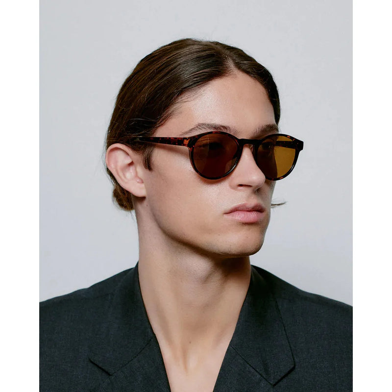 MARVIN Round Frame Sunglasses Tortoise