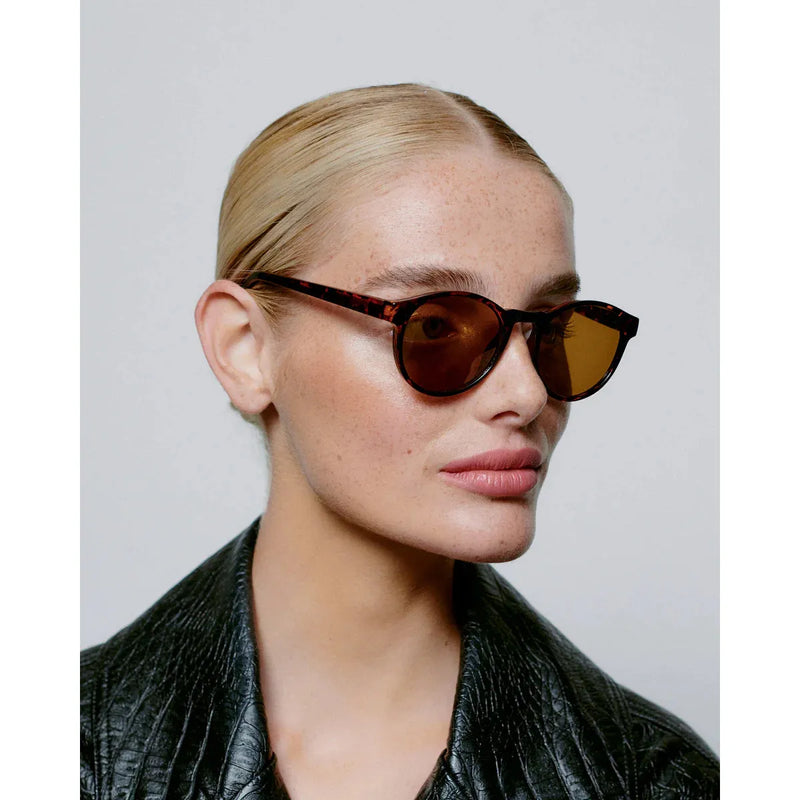 MARVIN Round Frame Sunglasses Tortoise