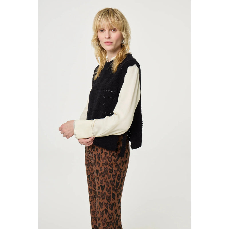 Kamilla Knitted Tabbard Black