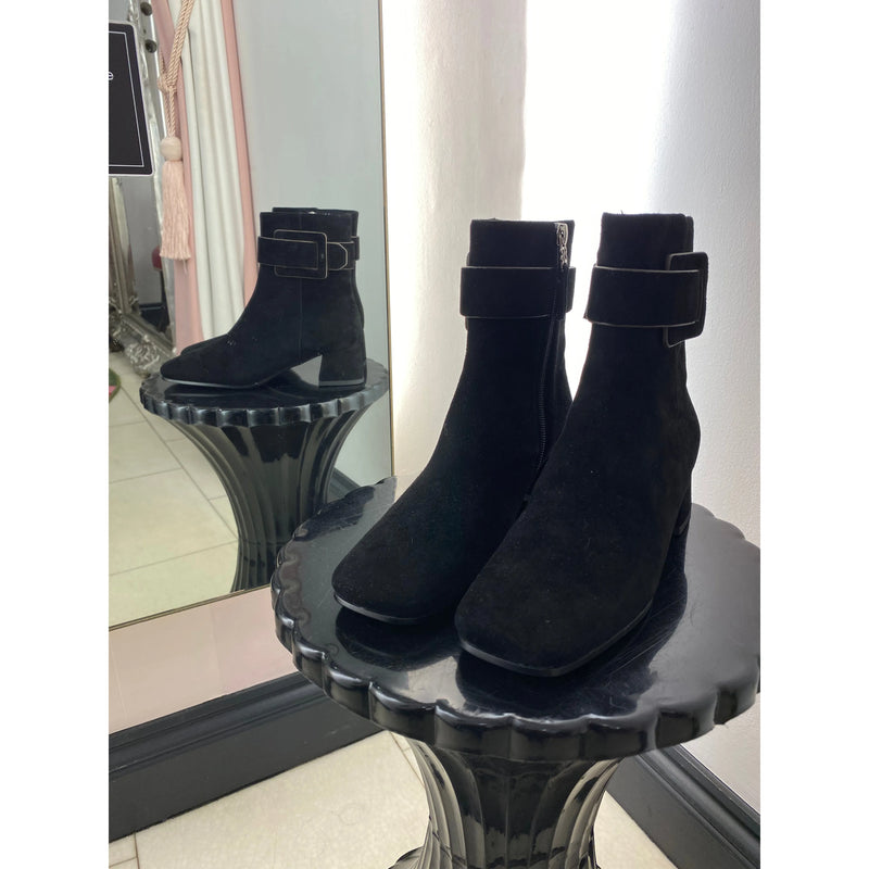 Suede Bootie Black