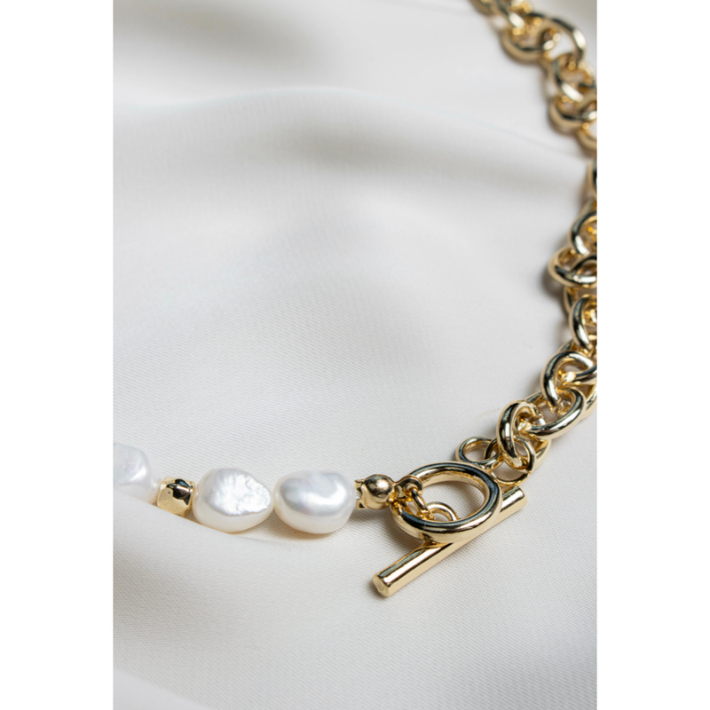 Brittany Necklace Gold Pearl