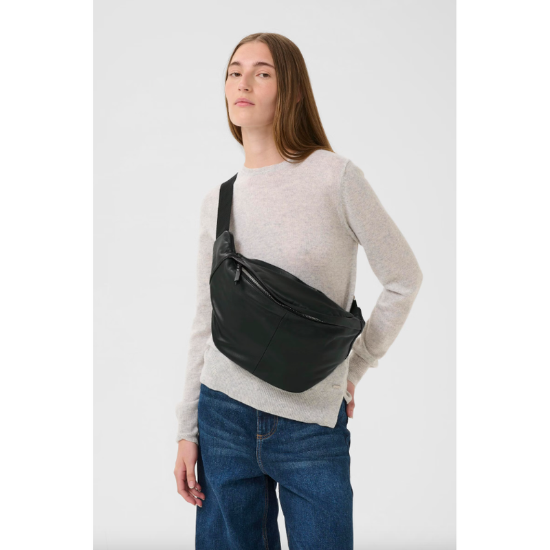 AvikaIW Bumbag Black Leather