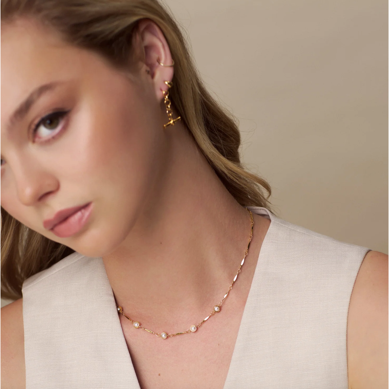Bar Link & Stationed Pearl Necklace Gold Plated