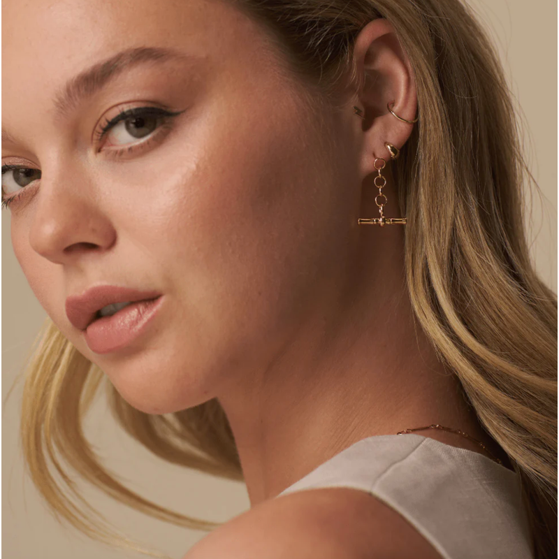 Chain and T-Bar Drop Earrings Gold Plated