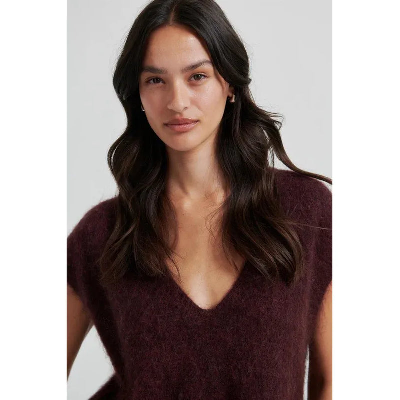 Camrym Knit Vest Plum