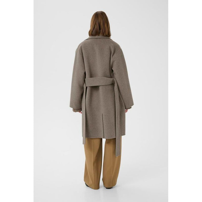 Yilla 3/4 Coat Sand